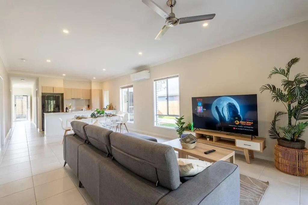 Hidden Woodland Paradise - 2024 New Built 4 Bedroom Home Loganlea