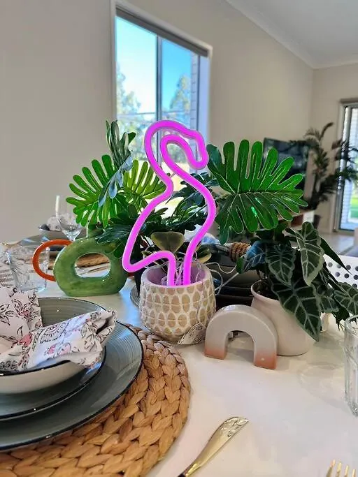 Holiday home Hidden Woodland Paradise - 2024 New Built 4 Bedroom Home Loganlea Australia